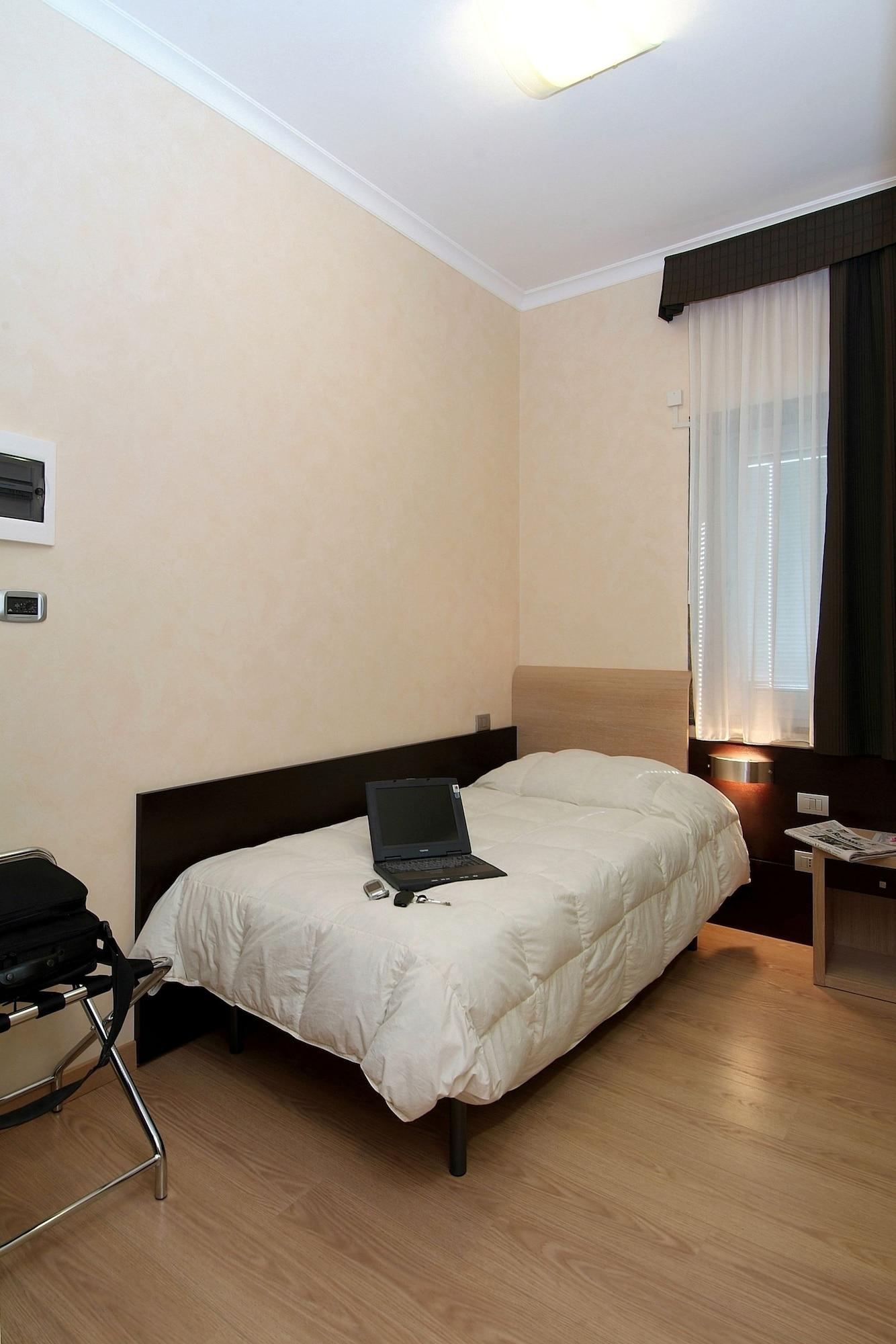 Eh Rome Airport Euro House Hotels Fiumicino Extérieur photo