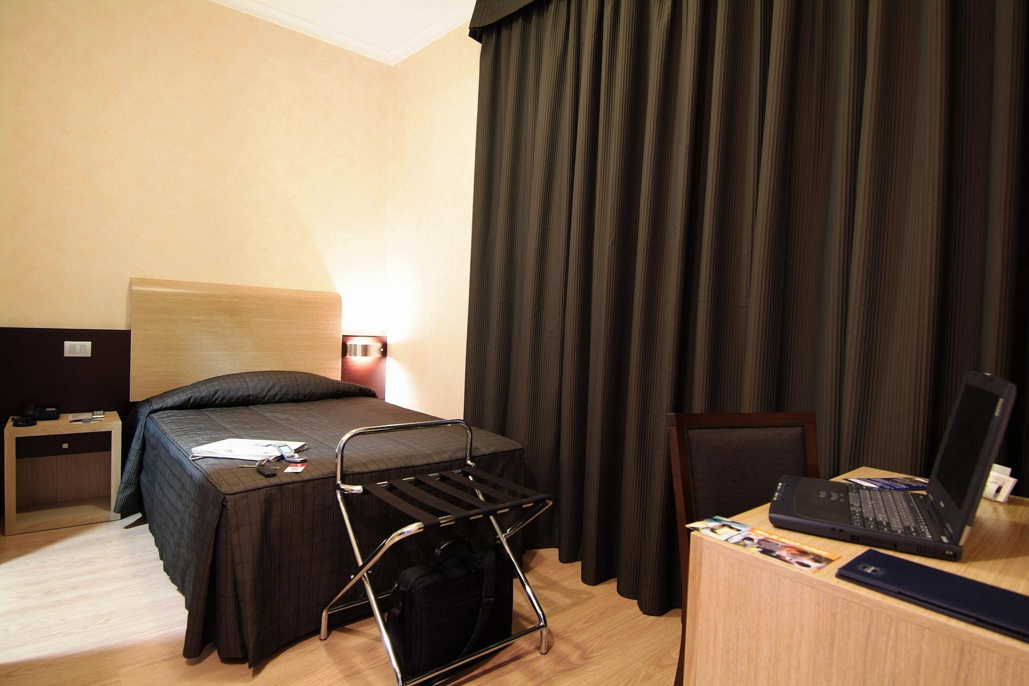 Eh Rome Airport Euro House Hotels Fiumicino Extérieur photo