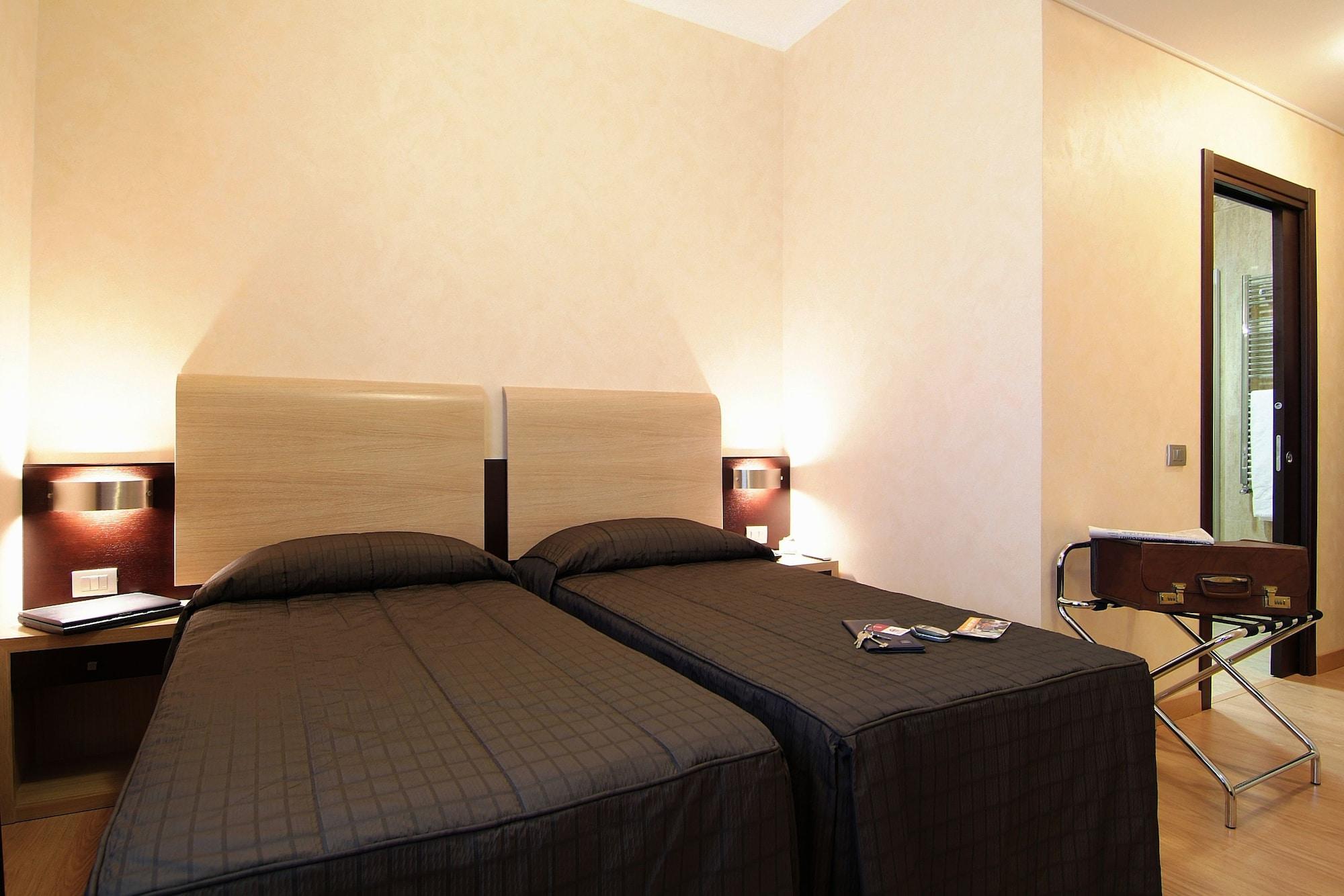 Eh Rome Airport Euro House Hotels Fiumicino Extérieur photo