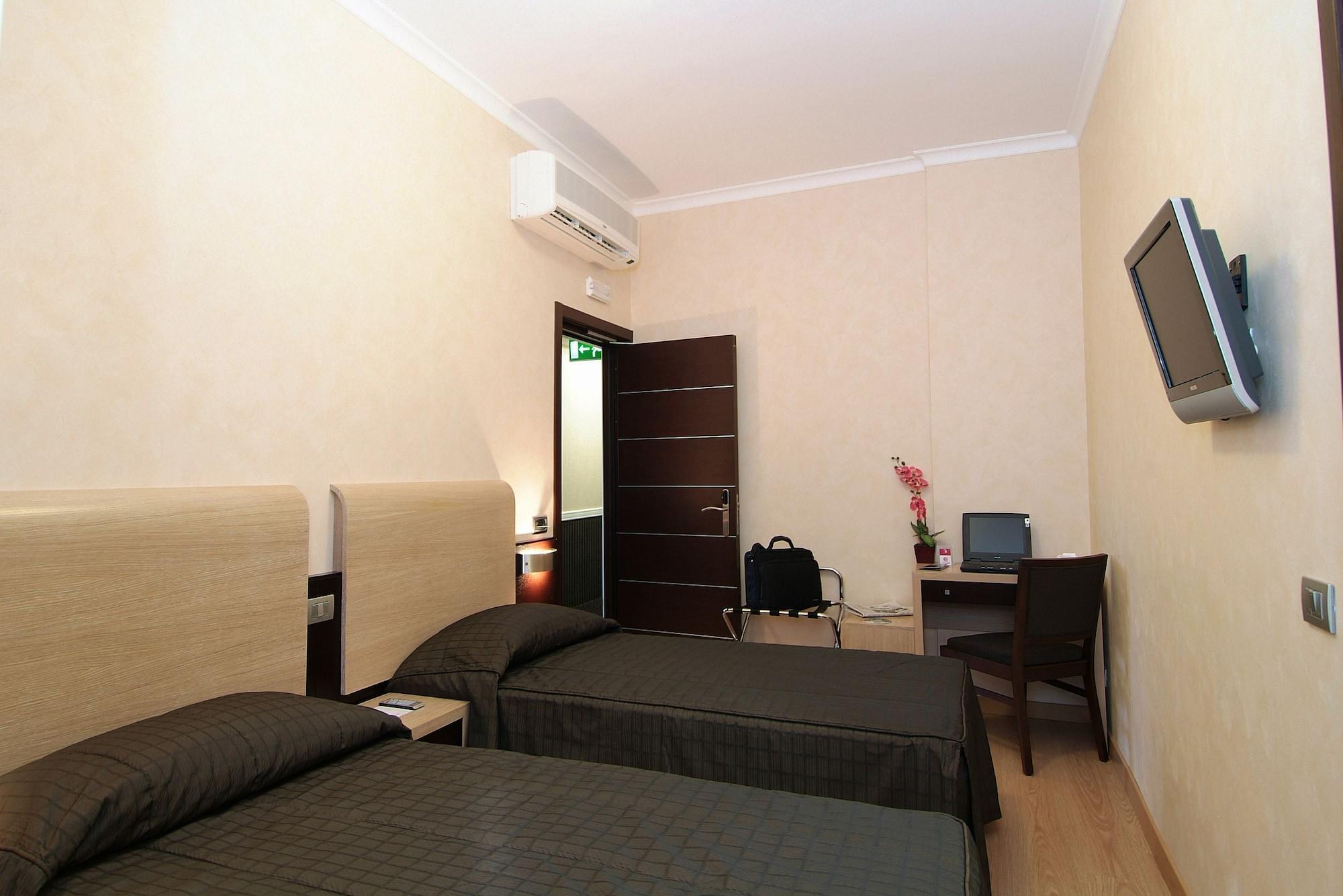 Eh Rome Airport Euro House Hotels Fiumicino Extérieur photo