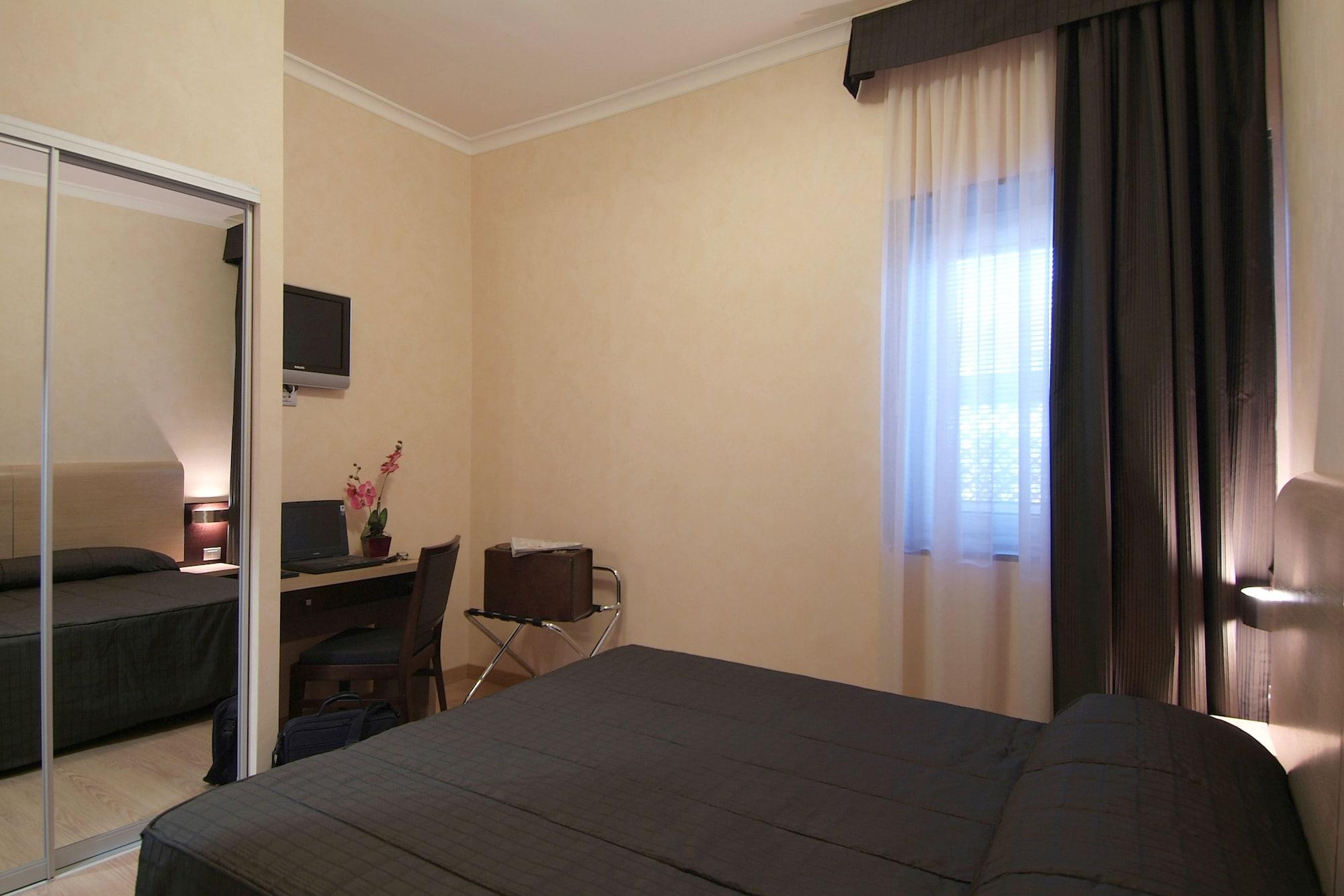 Eh Rome Airport Euro House Hotels Fiumicino Extérieur photo