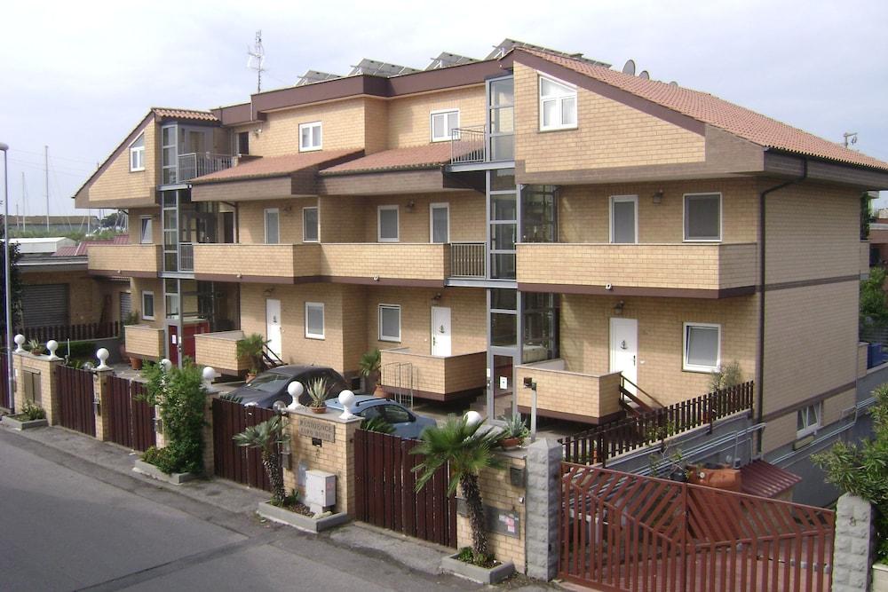Eh Rome Airport Euro House Hotels Fiumicino Extérieur photo