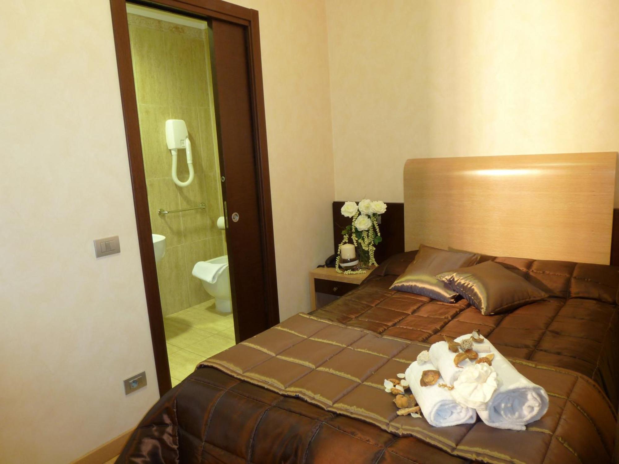 Eh Rome Airport Euro House Hotels Fiumicino Extérieur photo