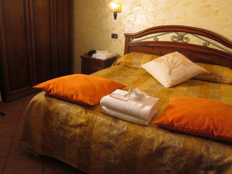 Eh Rome Airport Euro House Hotels Fiumicino Extérieur photo